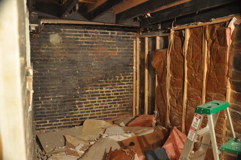 Basement Back Room 004.jpg